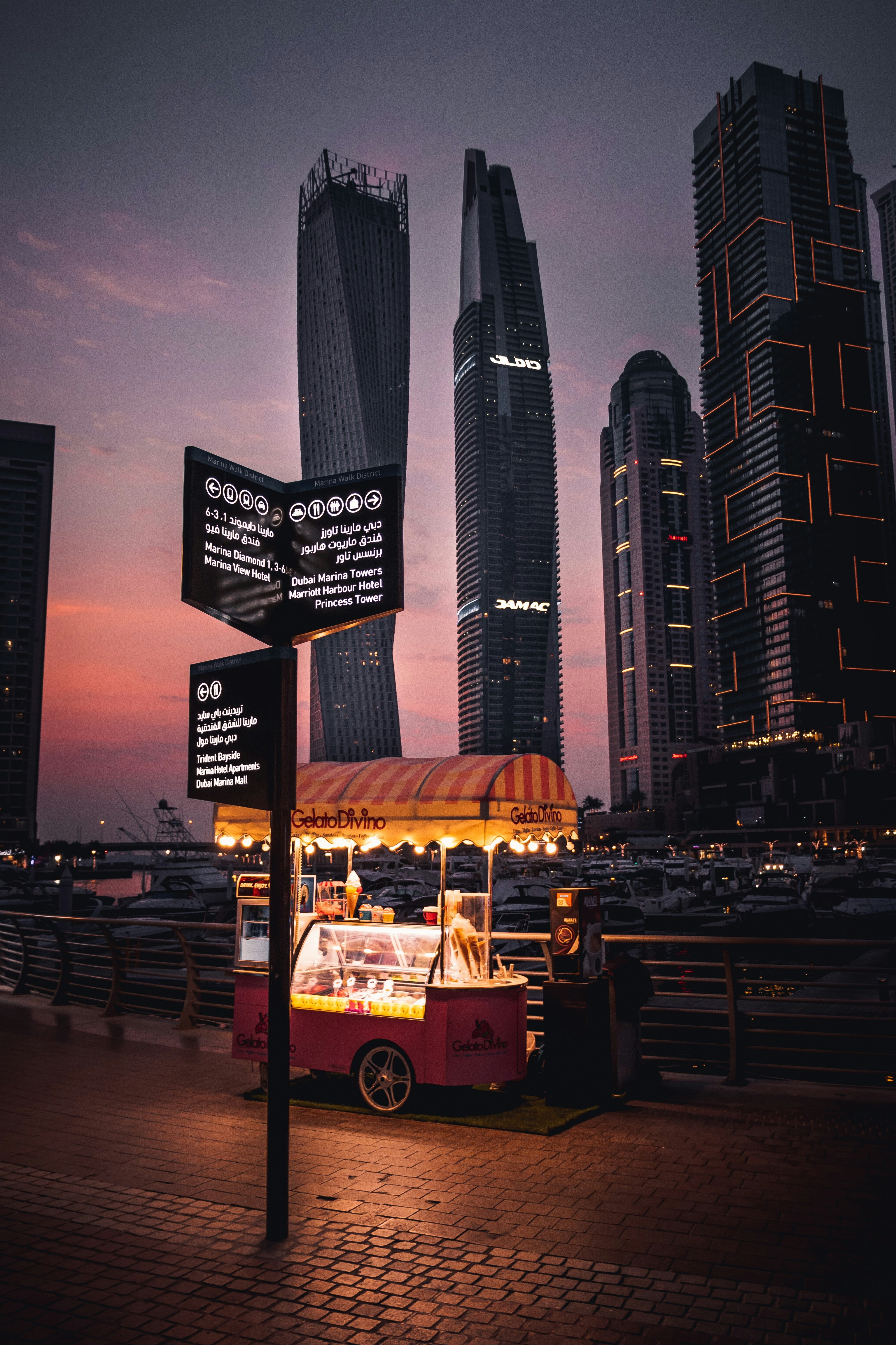 Food truck image